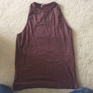 Lululemon tank size 8. High-neckline maroon  color